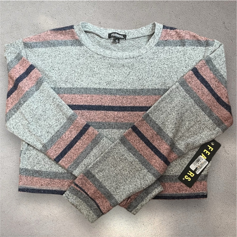 NWT Feathers | Ultra Soft Cropped Long Sleeve Striped Size Large